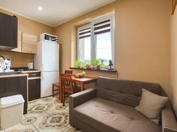 Apartament Folkowy Wujek Pod Gromadzyniem Ustrzyki Dolne Exterior foto